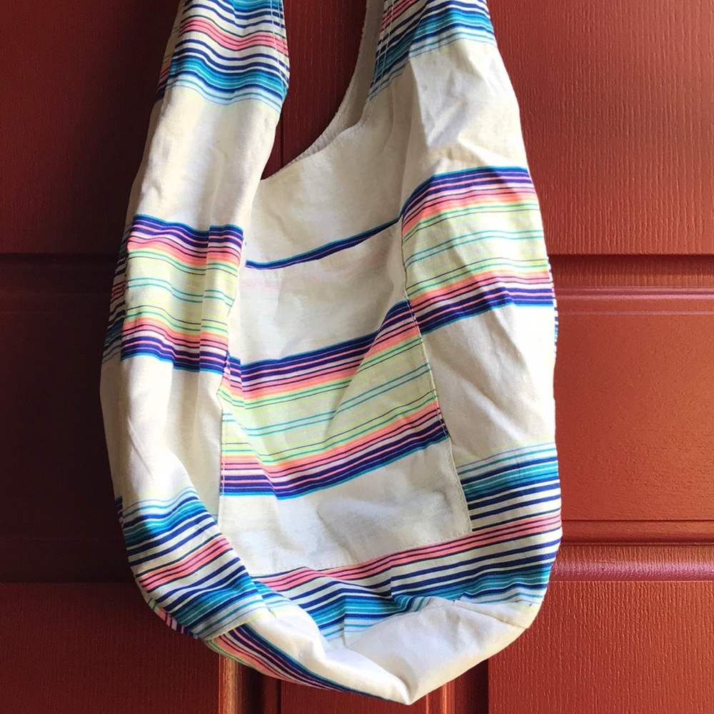 Colorful crossbody